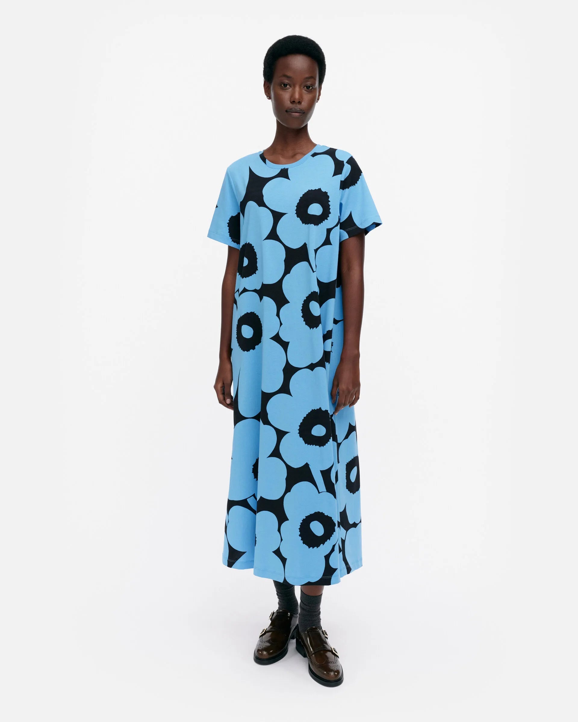 Marimekko Pisteinen Unikko Shortsleeve Jersey Dress | Black, Blue