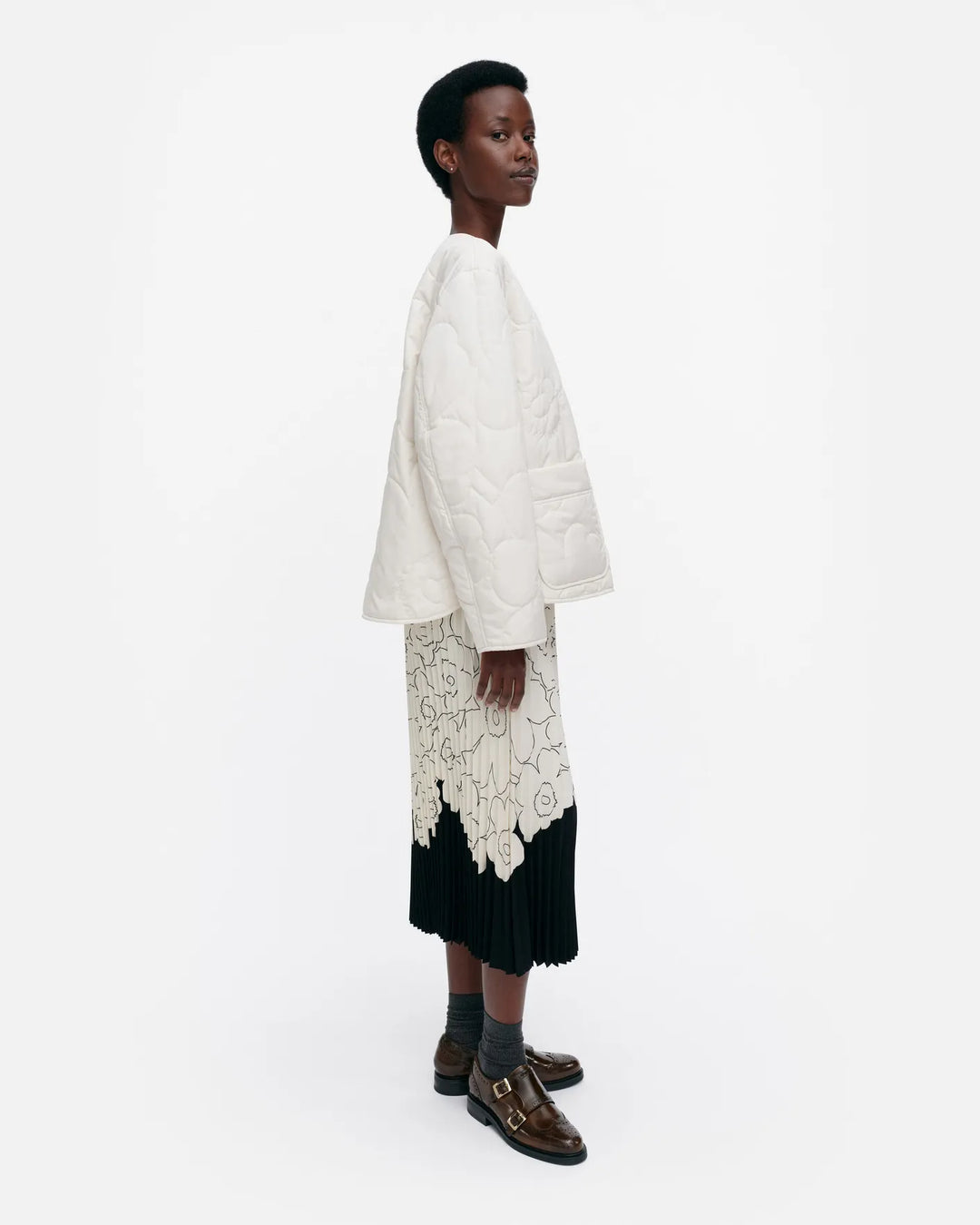 Kapseli Piirto Unikko Lightweight Quilted Jacket | White
