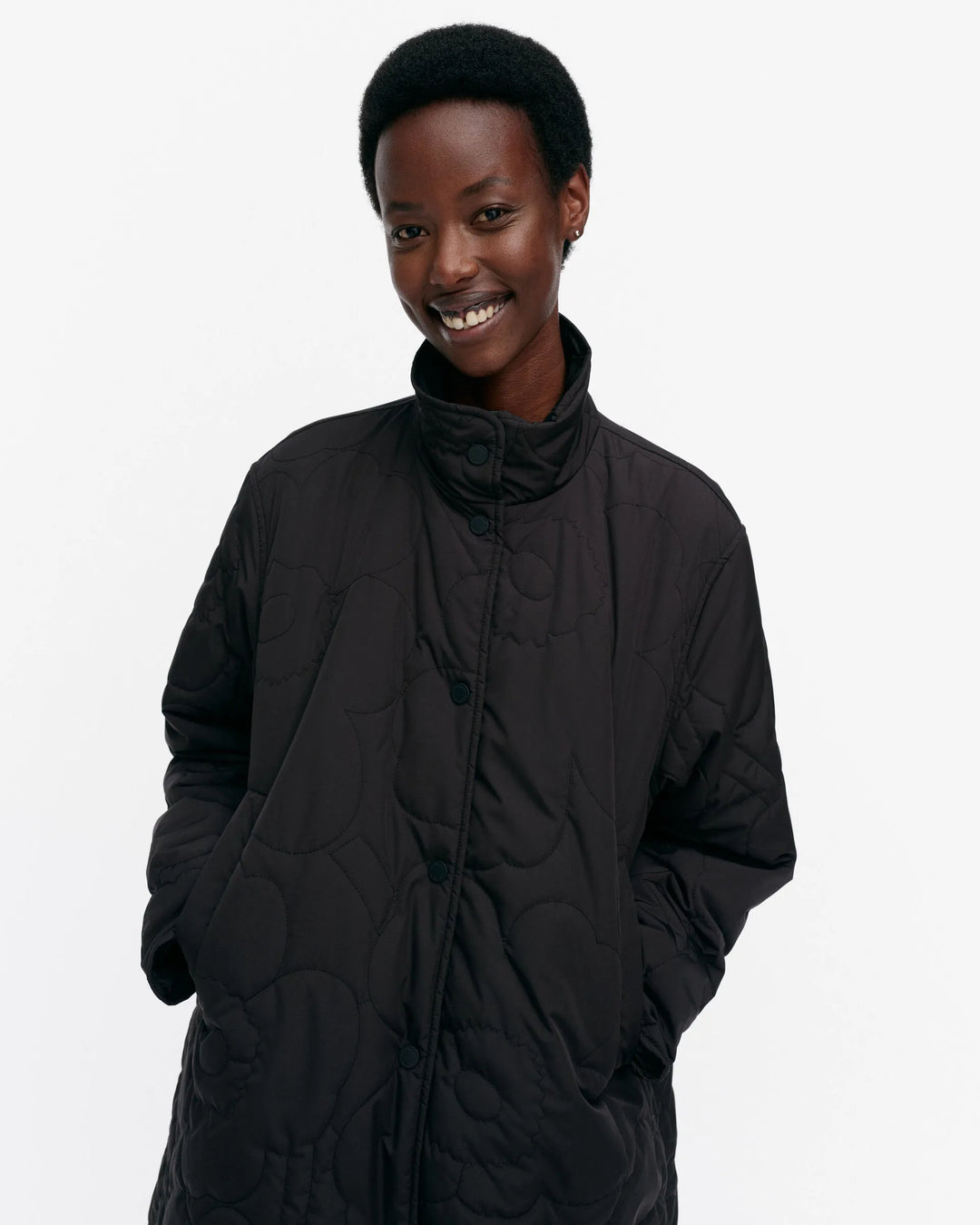 Keramika Piirto Unikko Lightweight Quilted Coat | Black