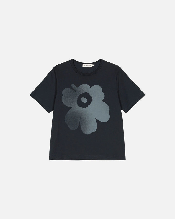 Erna Unikko Short Sleeve Boxy T-Shirt | Black, Grey