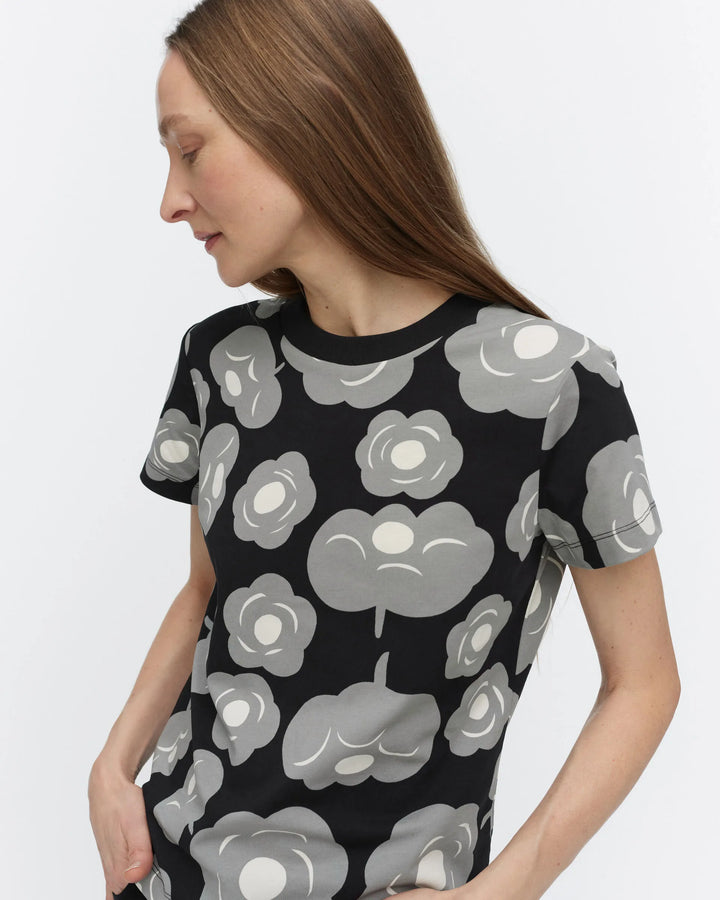 Heleys Tumma Short Sleeve Fitted T-Shirt | Black, Grey, White