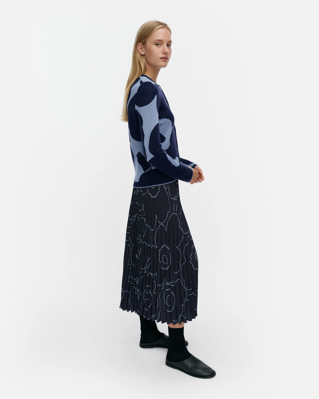Harhautus Unikko Knitted Cardigan | Blue, Dark Blue