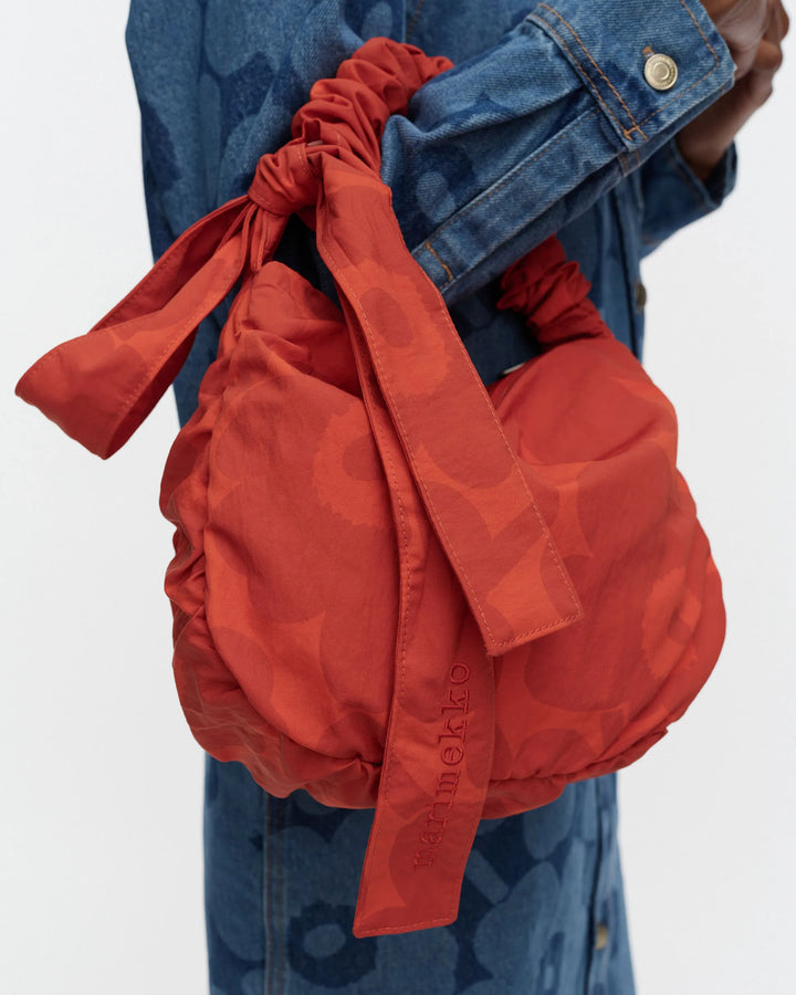 Utu Medium Unikko Shoulder Bag | Coral