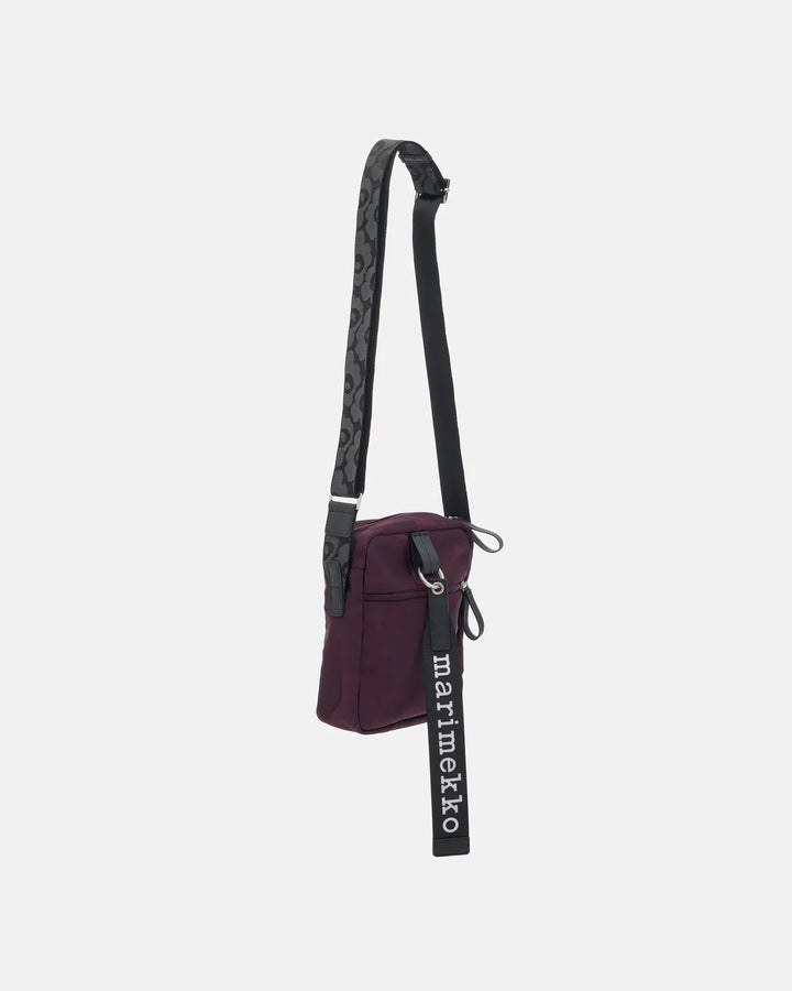 Unikko Shoulder Bag.  Small | Wine, Dark Wine