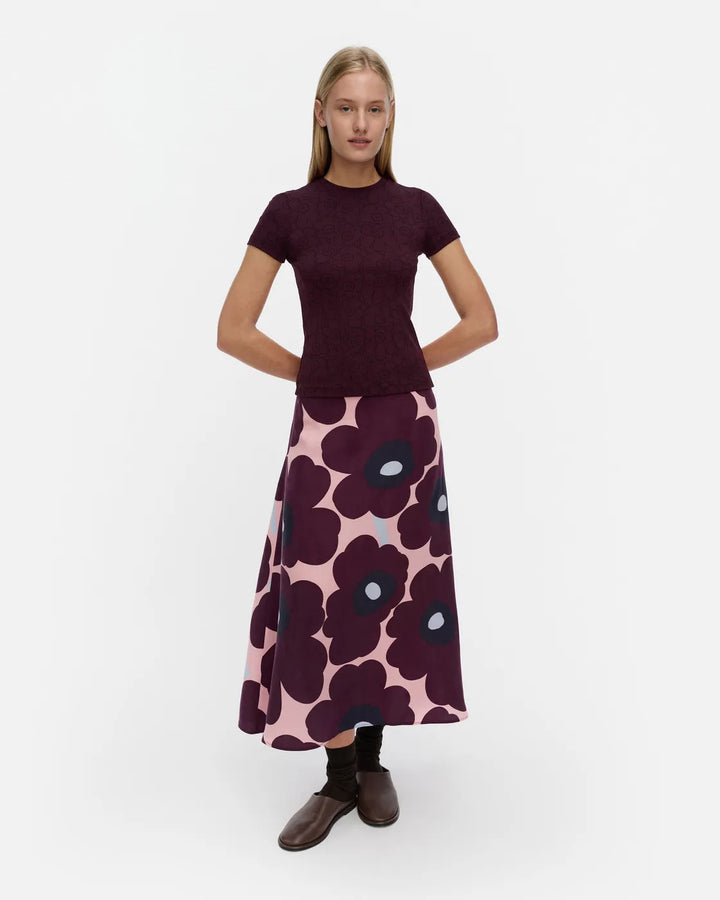 Suunta Piirto Unikko Fitter T-Shirt | Wine, Dark Blue