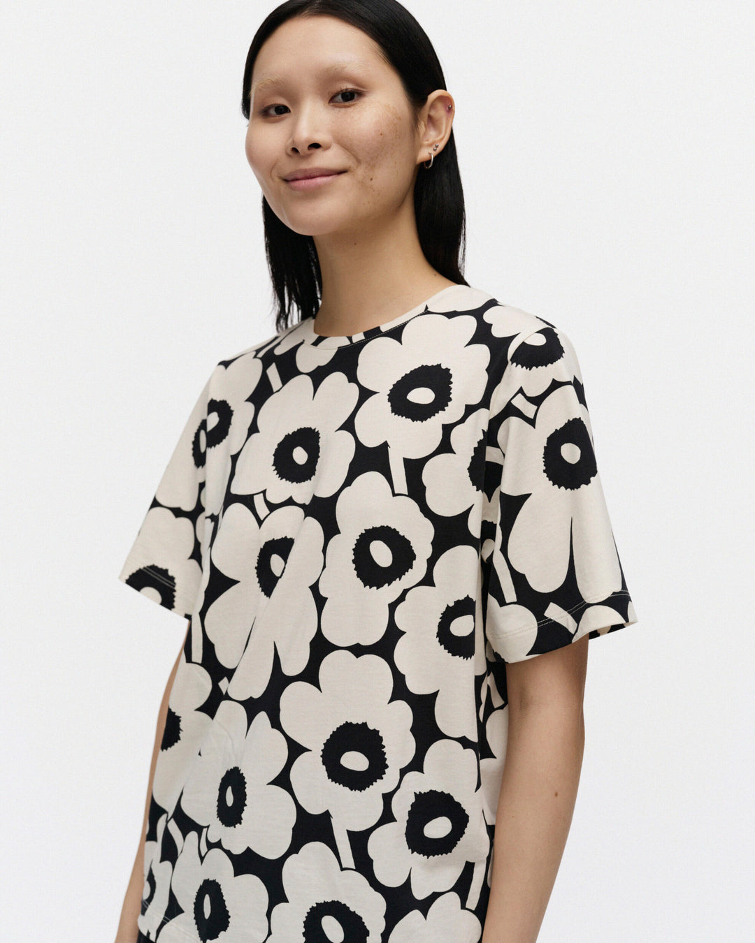 Tunnit Unikko Cotton T | Black, White