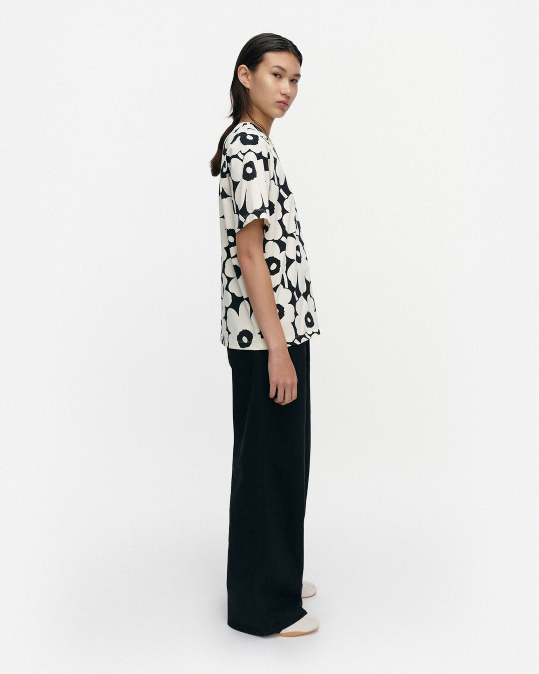 Tunnit Unikko Cotton T | Black, White