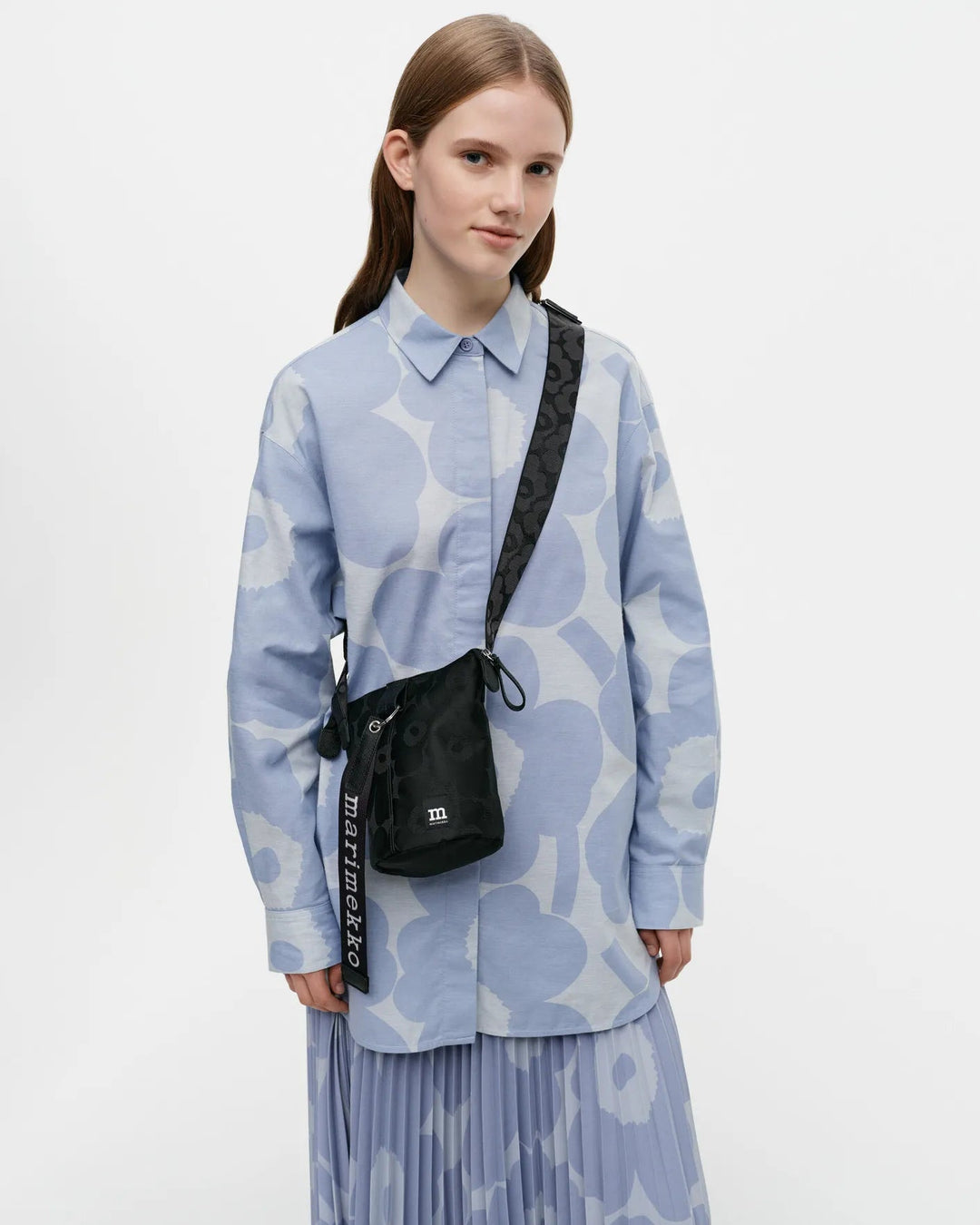 Essential Bucket Shoulder Bag | Black Unikko - pirkko. Marimekko