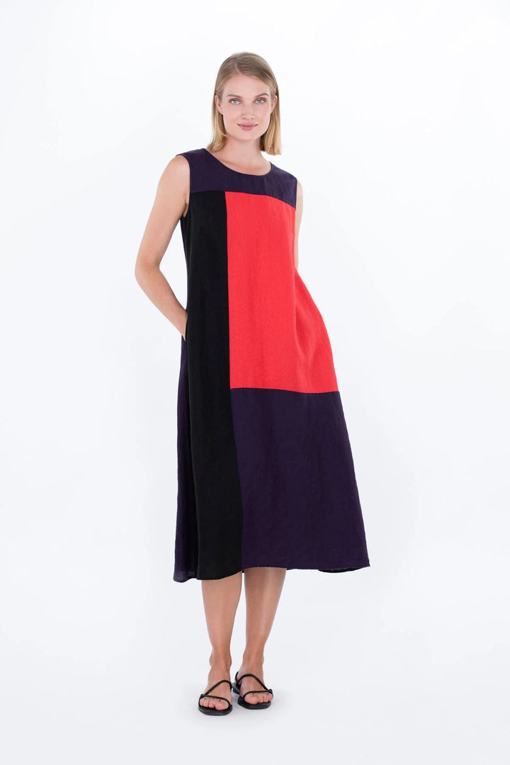 Falla Finland | Tulppaani Linen Dress | Dark Purple, Red, Black - pirkko. Falla Finland
