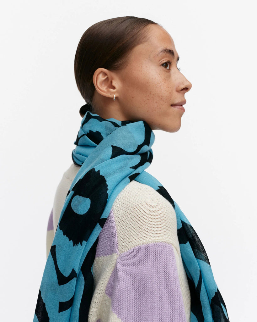 fiore-unikko-wool-scarf-black-