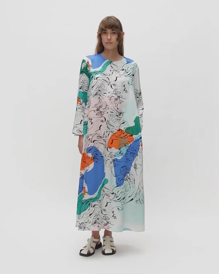 Fluidi Blombom Lyocell Dress | White Blue Multi - pirkko. Marimekko