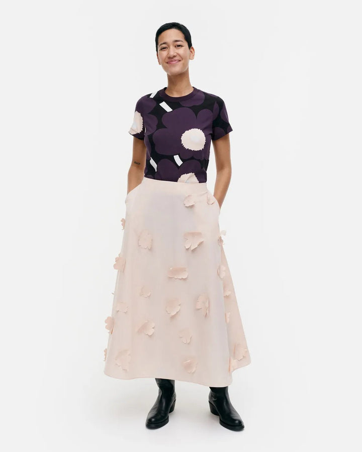 Heleys Unikko Short Sleeve Fitted T-Shirt | Black, Purple, Pink - pirkko. Marimekko