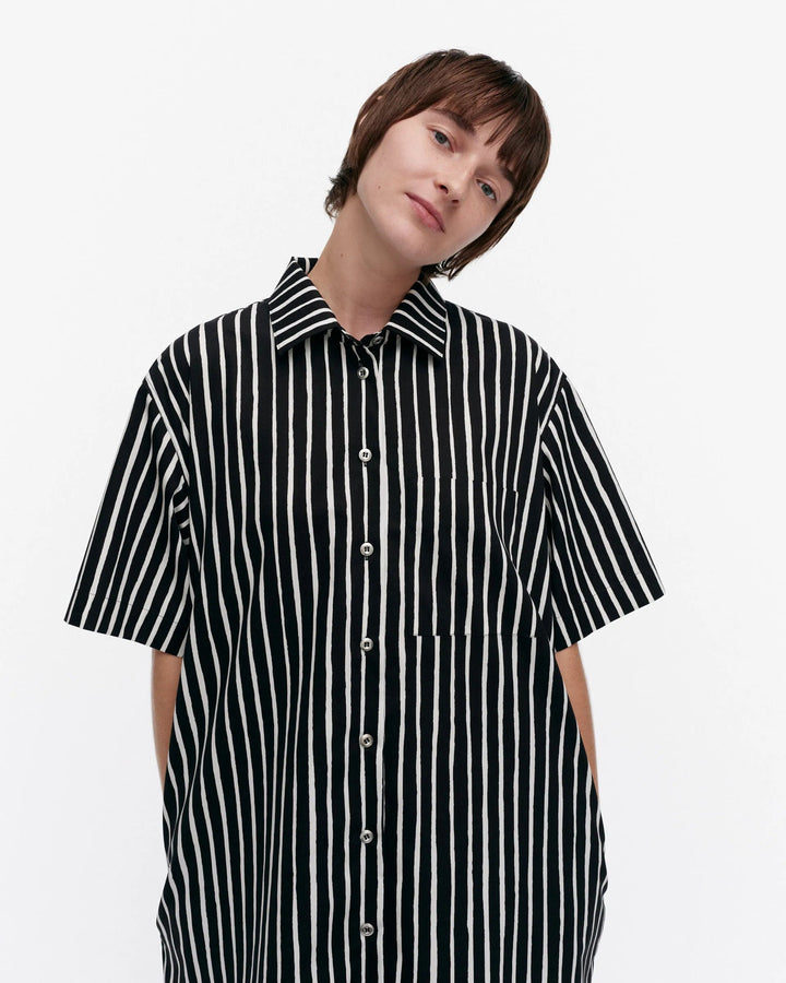 Jokapoika Shortsleeve Dress | Black, White - pirkko. Marimekko