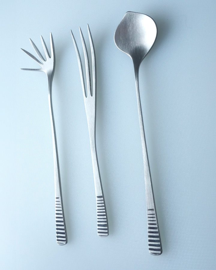 Latimeria | 3 Piece Serving Set | Brushed Stainless Steel - pirkko. Latimeria
