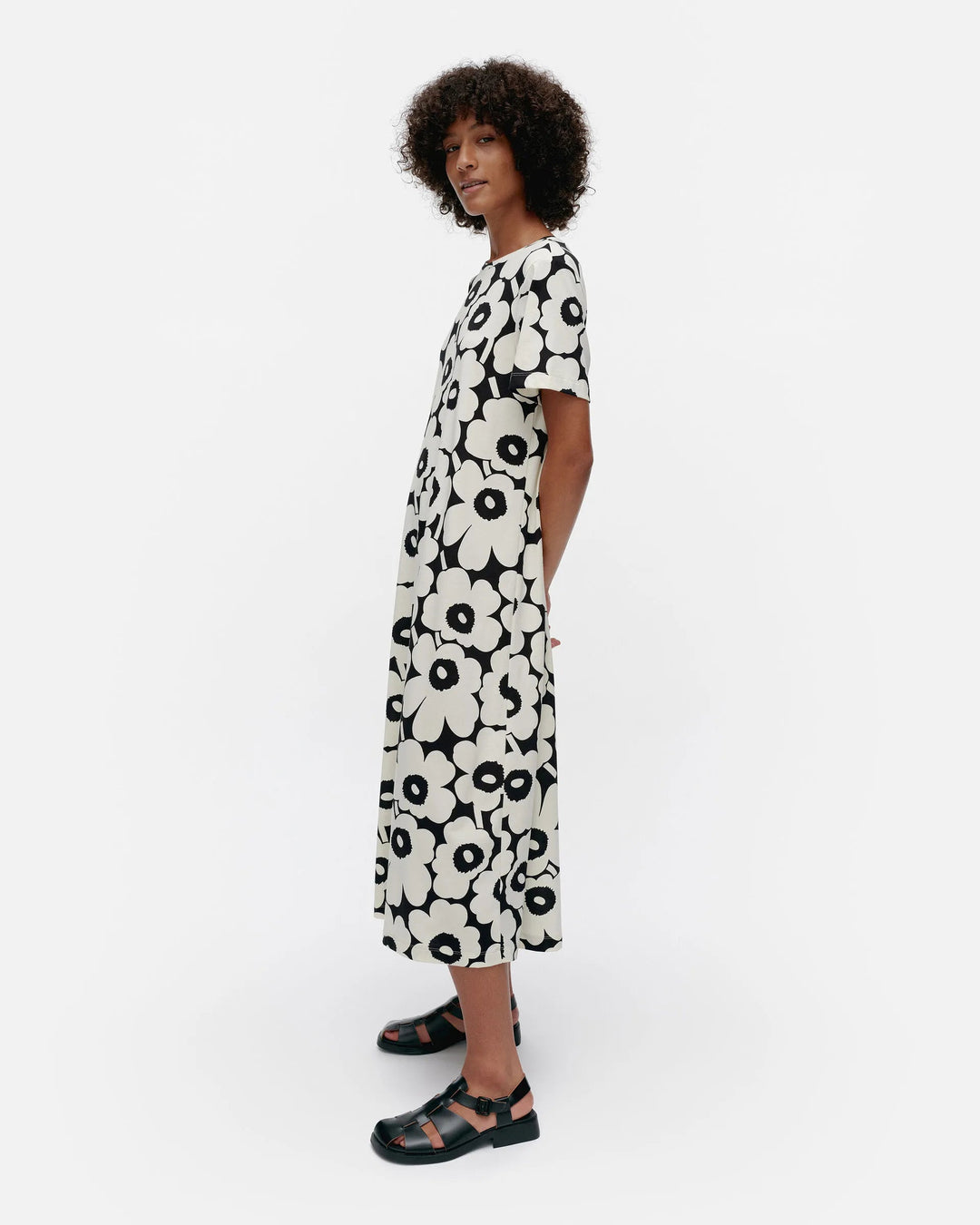 Marimekko | Pisteinen Unikko Jersey Dress | Black, White - pirkko. Marimekko