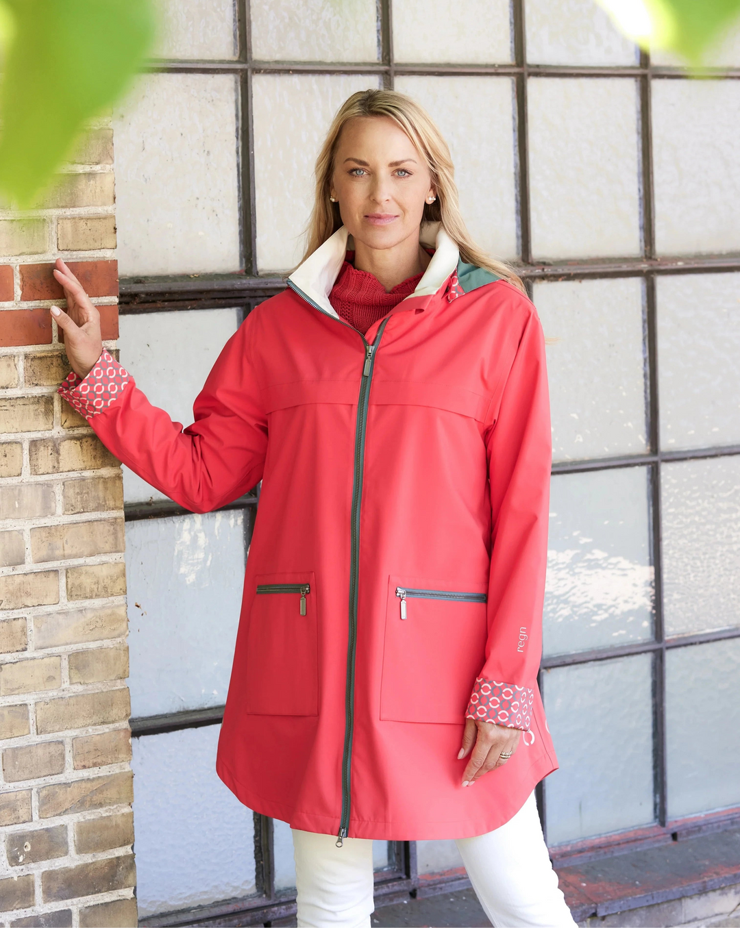 Regn Felina Raincoat | Coral Red - pirkko. Regn