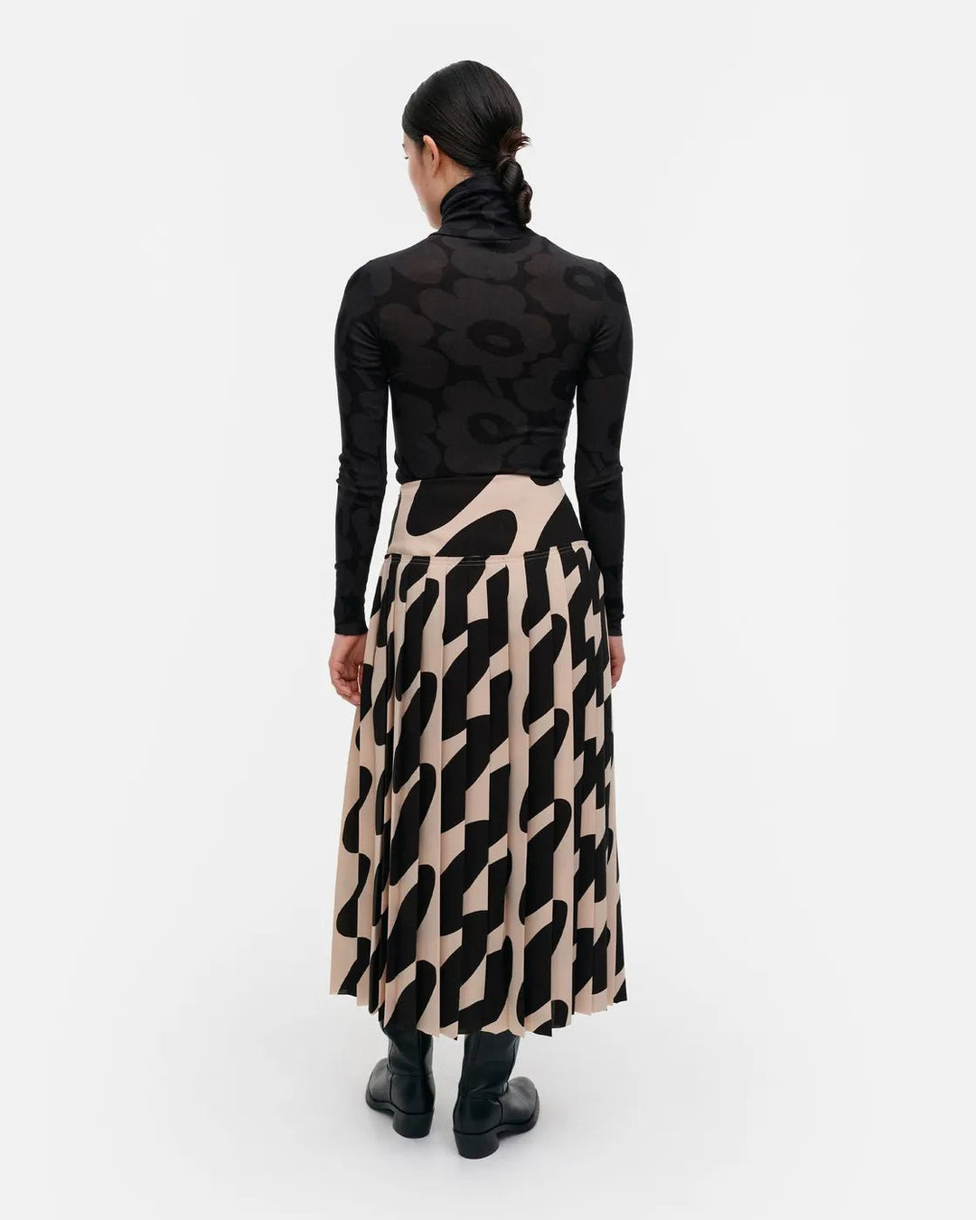 Slitti Linssi Plisse Skirt | Beige, Black - pirkko. Marimekko