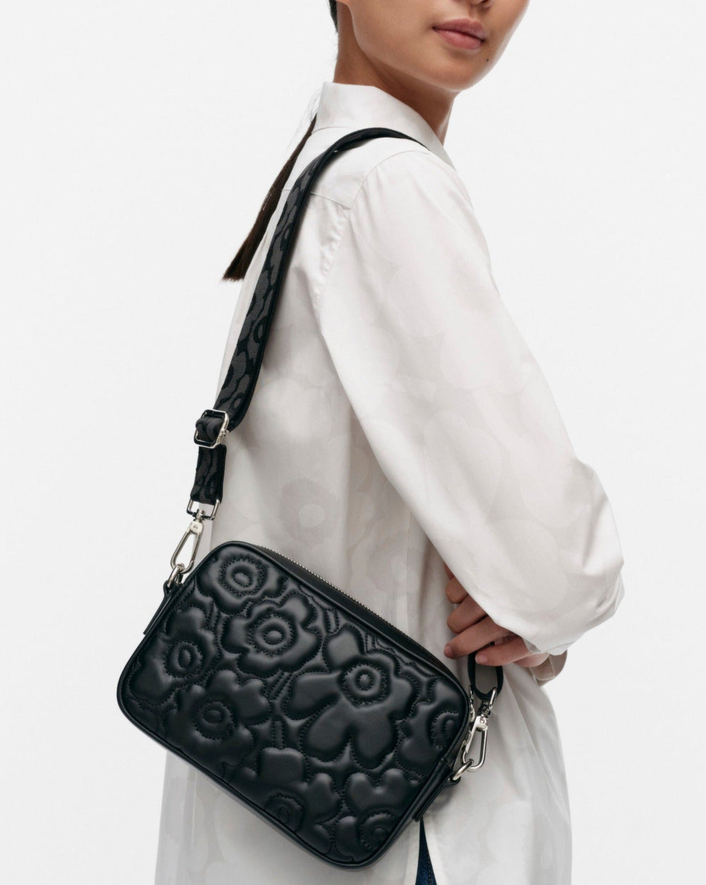 Soft Gratha Embossed Leather Shoulder Bag | Black - pirkko. Marimekko