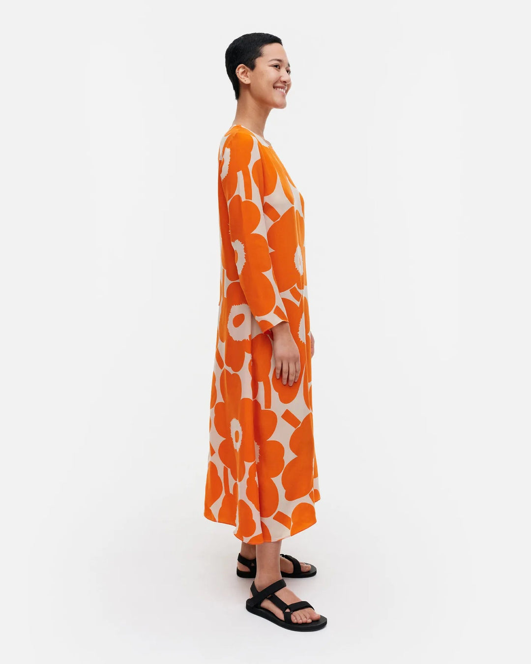 Vesitse Unikko Long Sleeve Maxi Dress | Tangerine/Beige - pirkko. Marimekko
