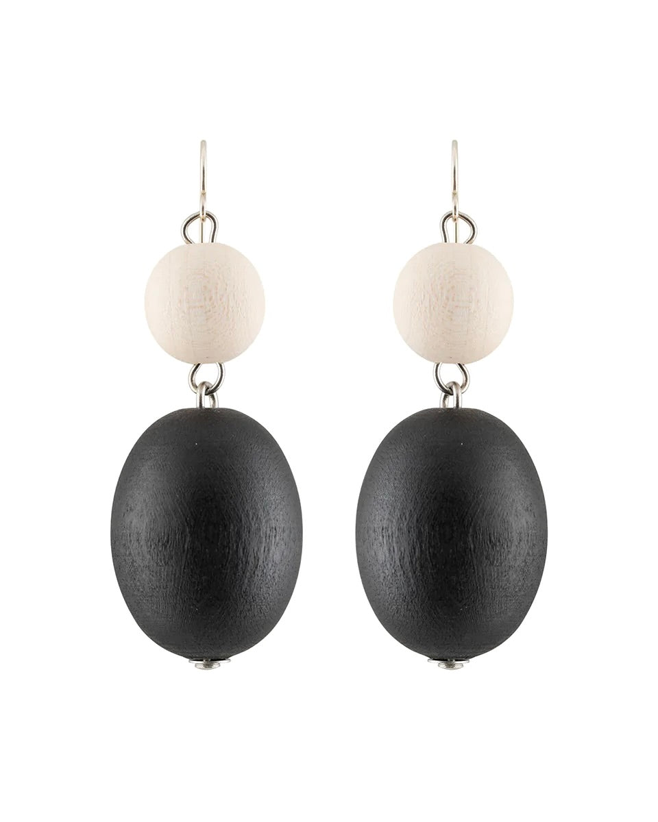 Taateli Earrings, Black/ White